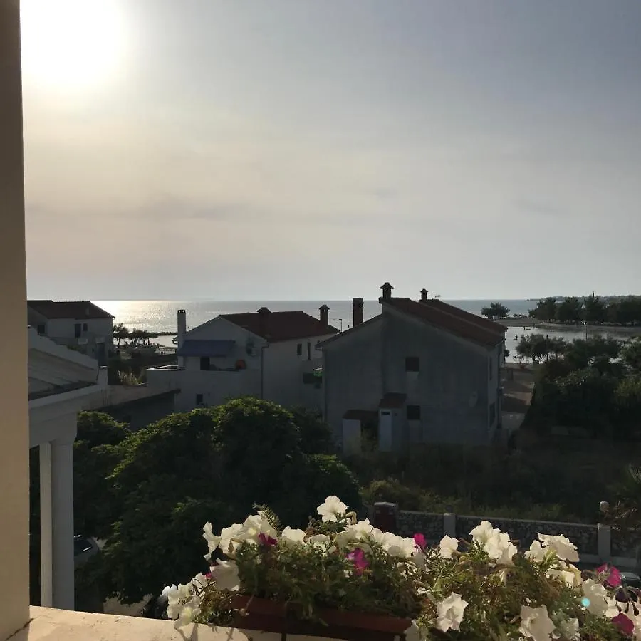 Apartments Vuzi - 100M From Sea