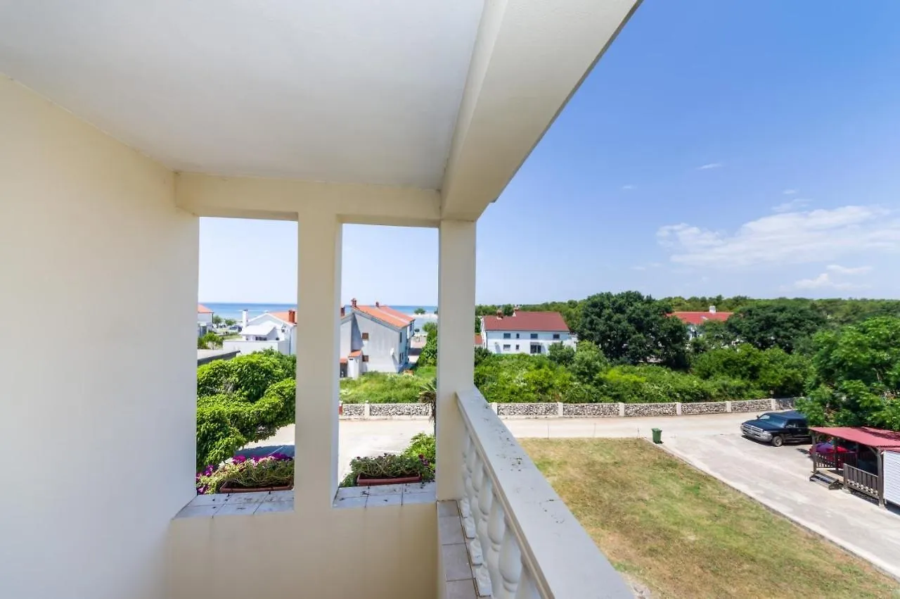 Apartments Vuzi - 100M From Sea 0*, זאטון קרואטיה
